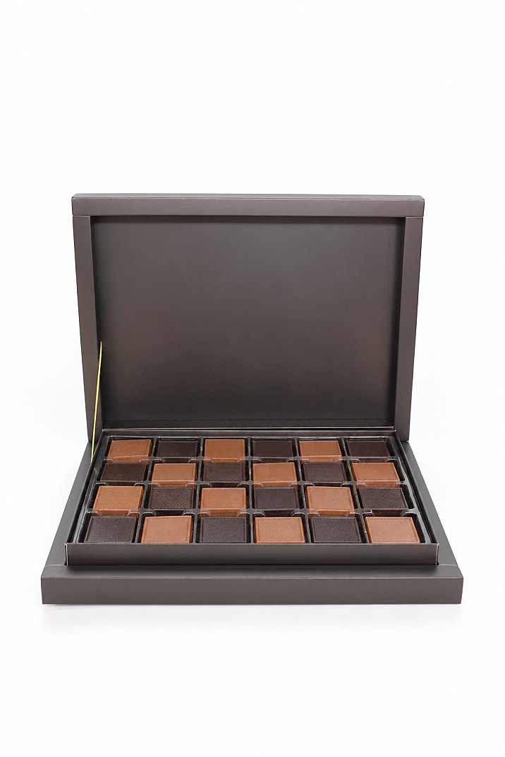 Hediyelik Madlen Kutu Çikolata - Kahverengi Renk 450 Gr. - 4